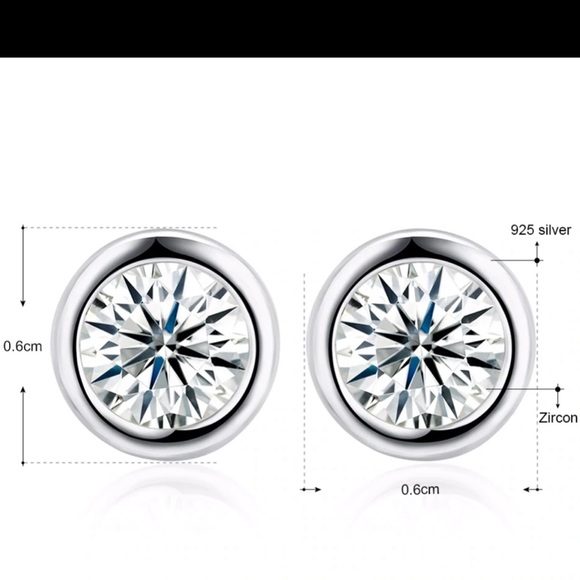Sterling Silver 925 CZ Stud Earrings - Picture 3 of 3
